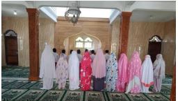Membentuk Karakter Religius Melalui Metode Pembiasaan di MI Al-Huda Kaliangkrik