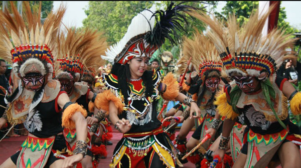 Pemajuan Tari Topeng Ireng di Magelang: Tanggung Jawab Pemerintah dan Tantangan Pelestarian Budaya
