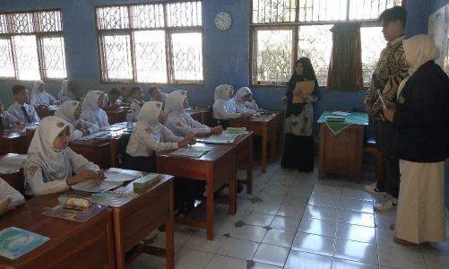 Metode Talaqqi Dongkrak Kemampuan Membaca Al-Qur’an Siswa SMPN 2 Mertoyudan