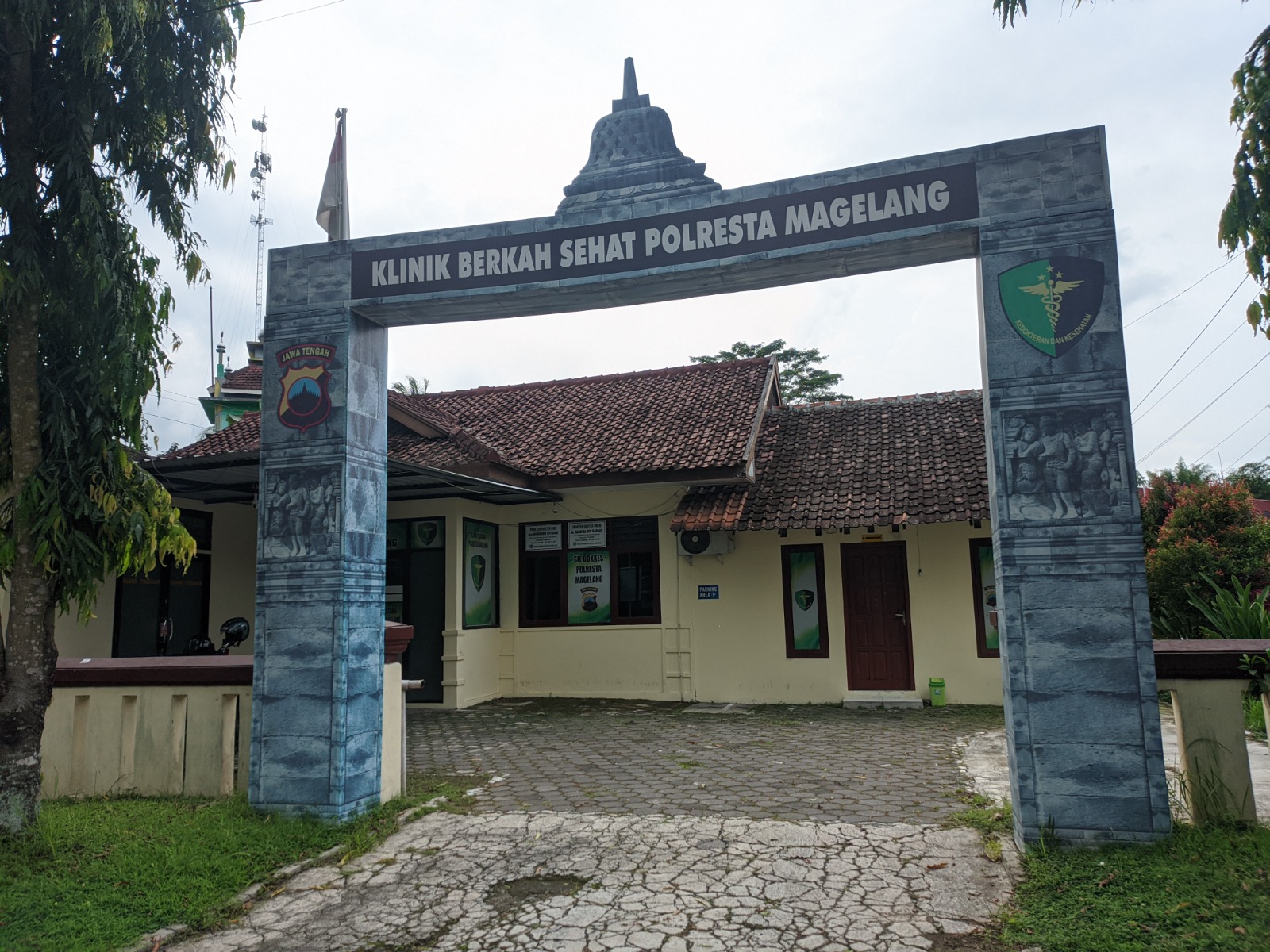 Di Balik Layar Klinik Berkah Sehat: Mengapa Pasien Begitu Percaya pada Perawat Polresta Magelang?